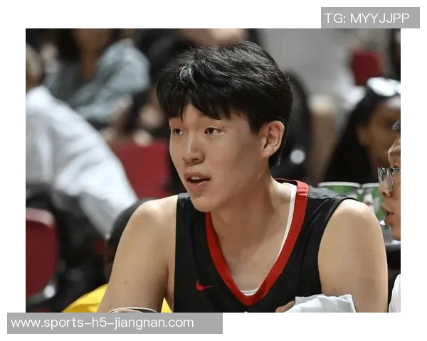 杨瀚森精彩单打尤班克斯背运转身动作大个子难以企及的绝技